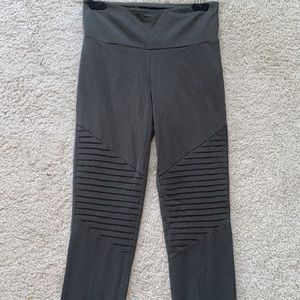 Cotton On Leggings 💚